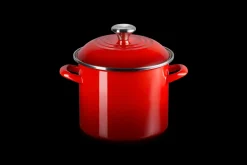 6 qt. Stockpot in Cerise