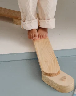 Acrobat Balance Beam