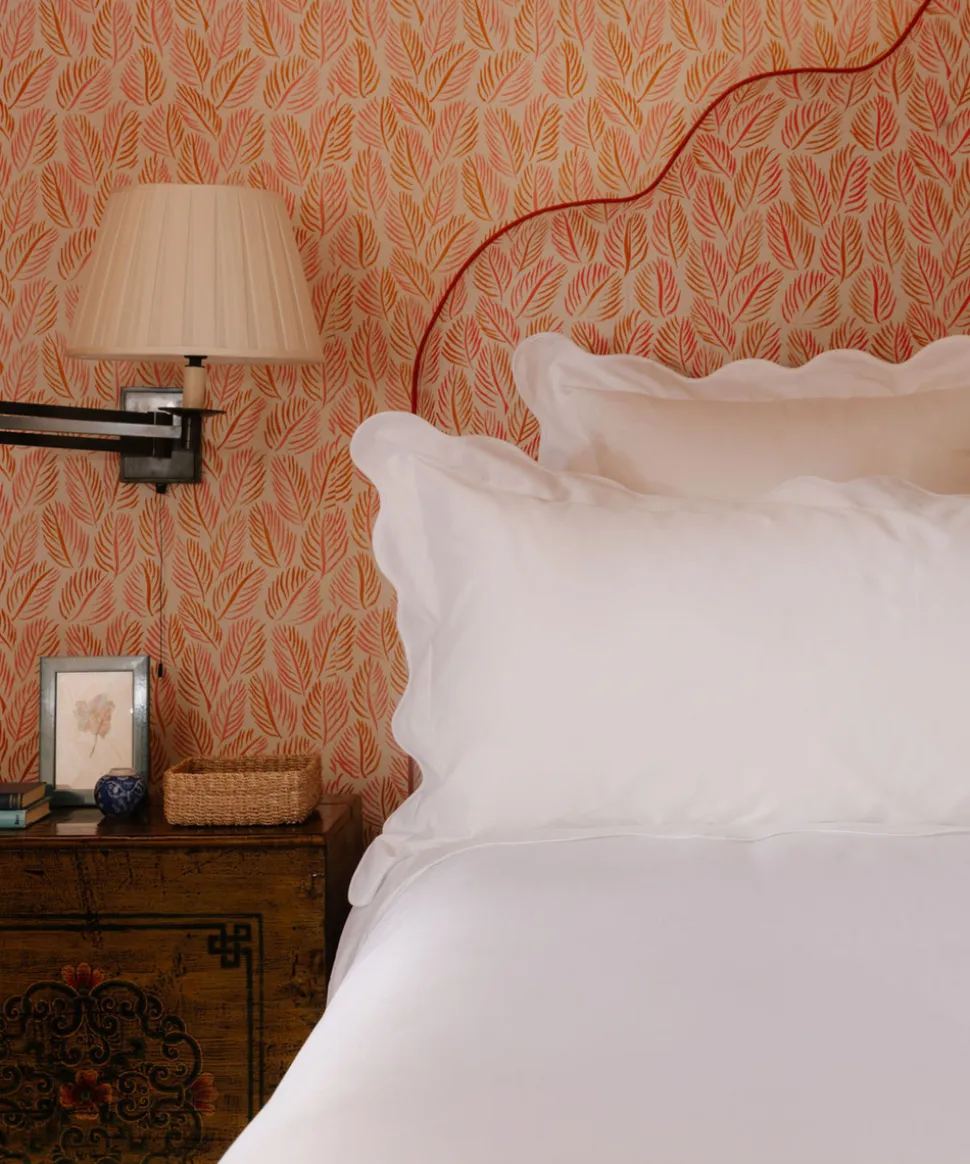 Alexandra Wavy Scalloped Bed Linen