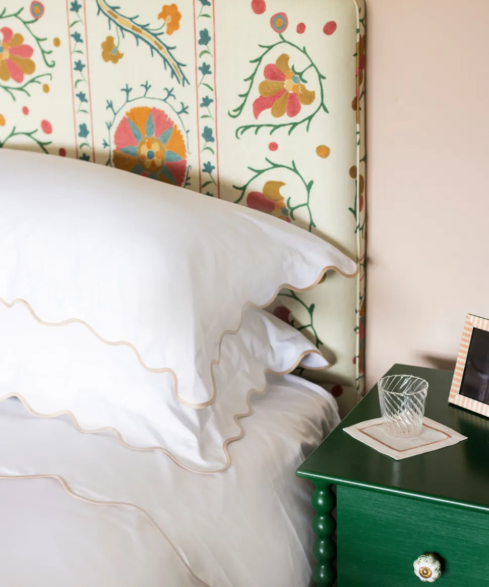Alexandra Wavy Scalloped Bed Linen
