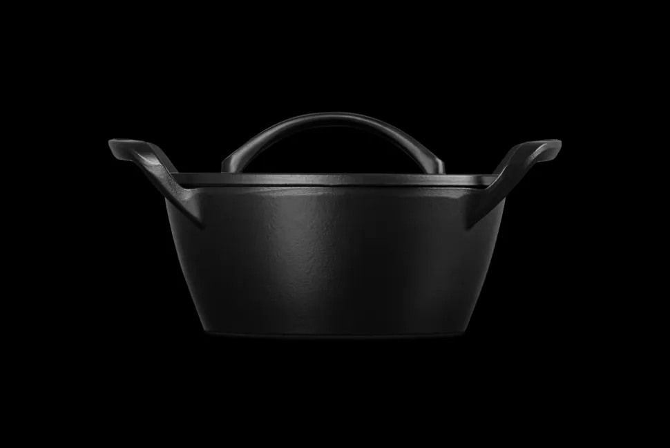 Alpine Outdoor 4.25 qt. Round Dutch Oven in Matte Black
