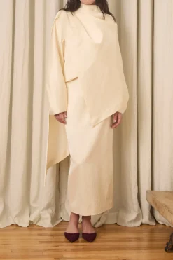 Amah Pencil Skirt in Fluid Satin