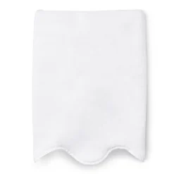 Amelia Scalloped Bath Towels