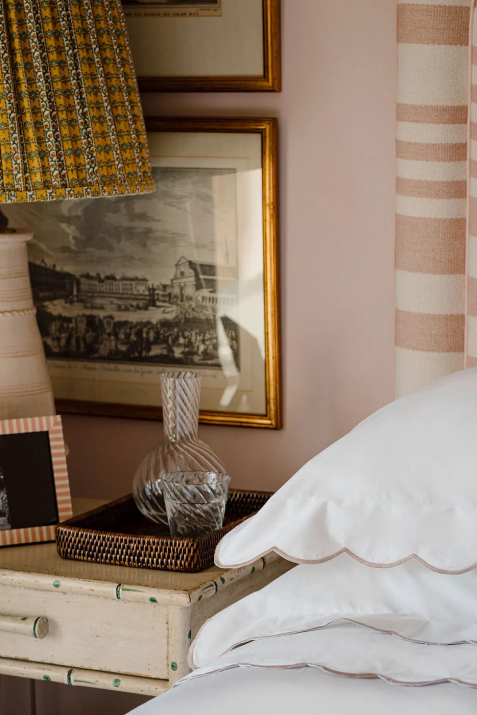 Annabelle Scalloped Bed Linen