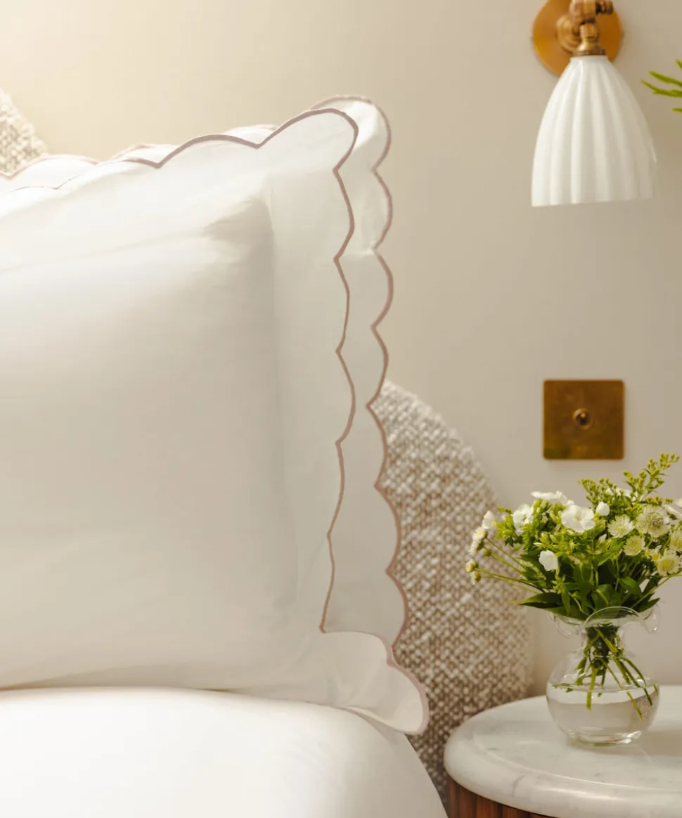 Annabelle Scalloped Bed Linen
