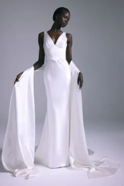 Aoki Gown