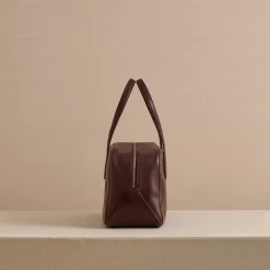 Archer 32 in Supple Soft Chocolate