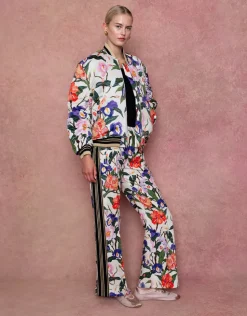 Aubrielle Crepe Trouser in Tree Of Life Cream