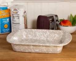 Baking Pan in Taupe Swirl