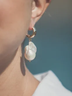 Baroque Pearl Charm