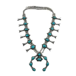 Beautiful Vintage Squash Necklace