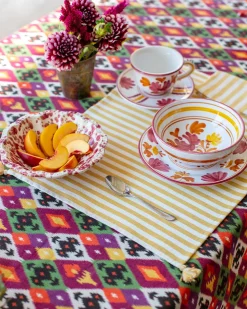 Blossom Bowl in Burgundy