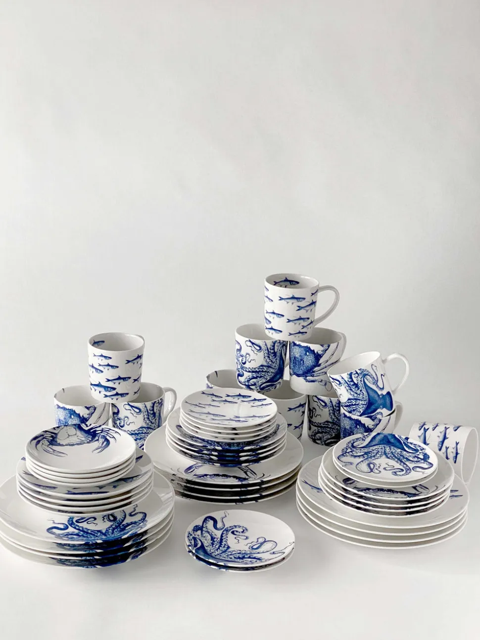 Blue Lucy Wide Serving Bowl