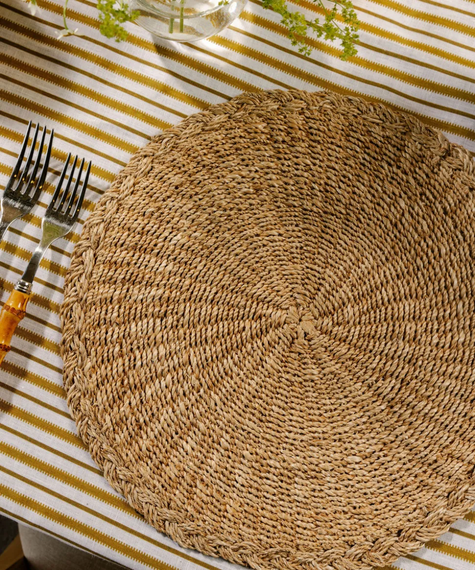 Braided Abaca Placemat in Natural