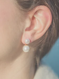 Cara Earrings