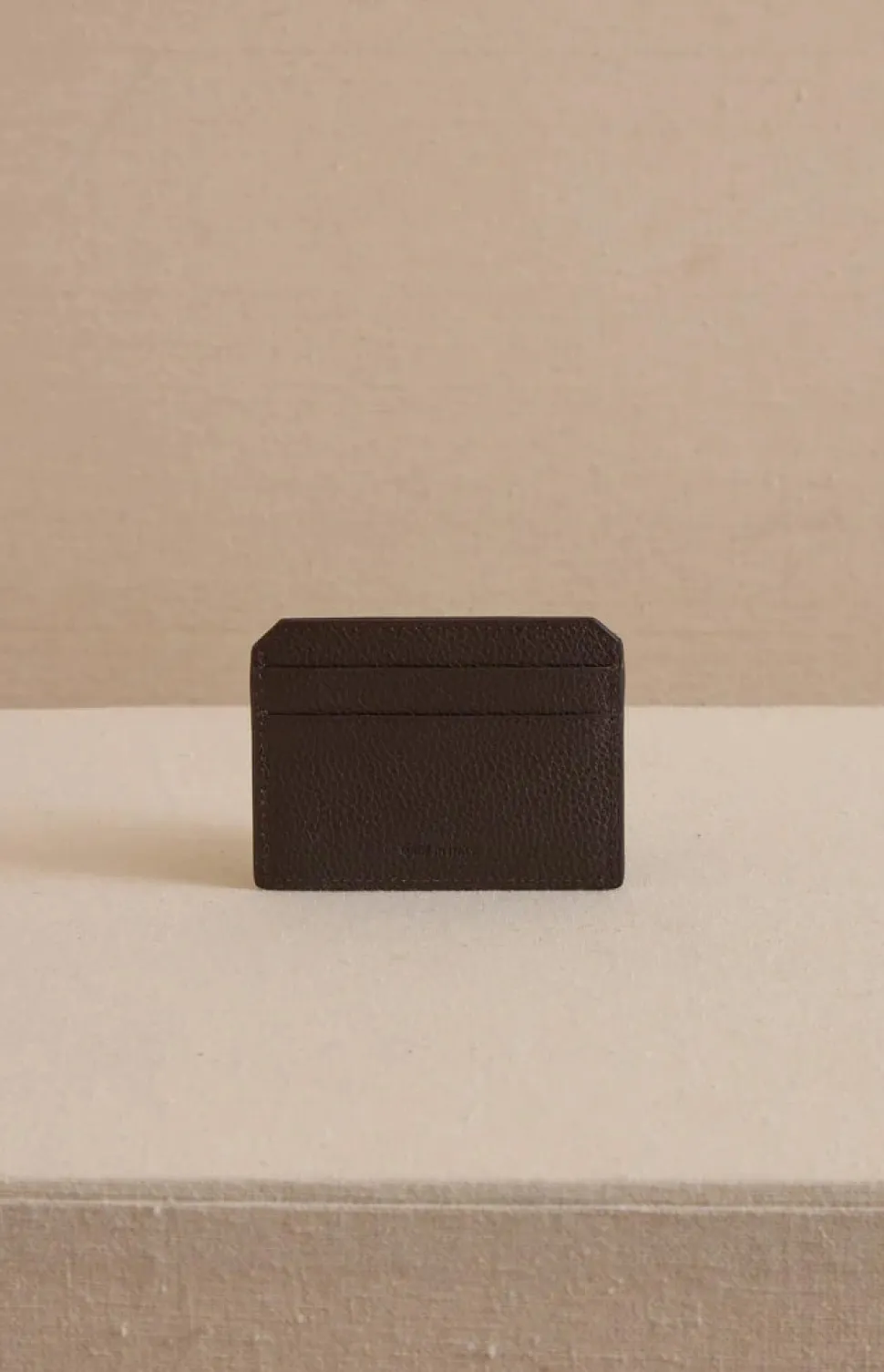 Card Case in Tumbled Grain Chocolate