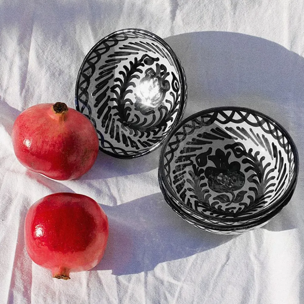 Casa Blanca & Negra Small Bowl with Hand-painted Designs