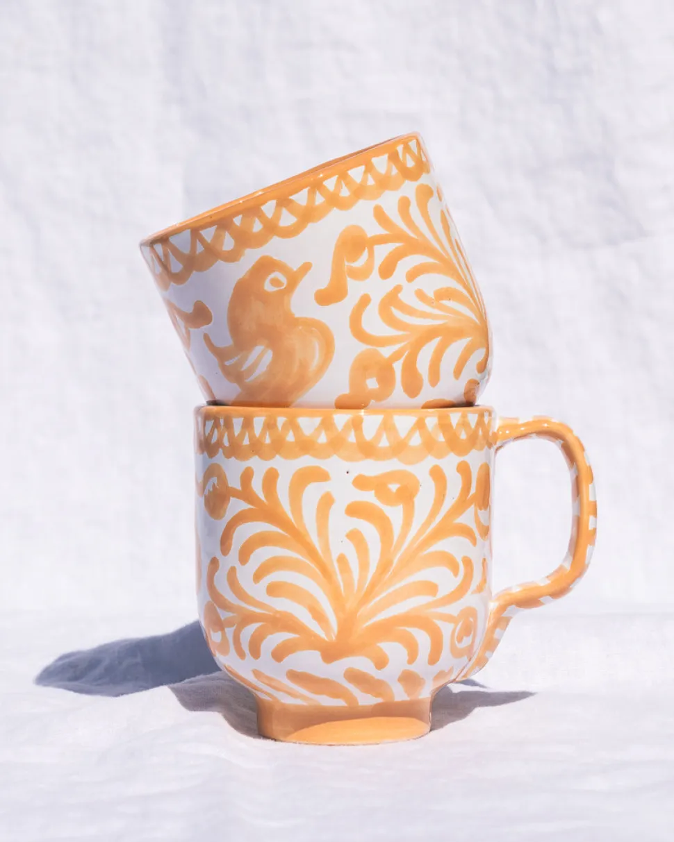 Casa Melocoton Mug with Hand-painted Designs