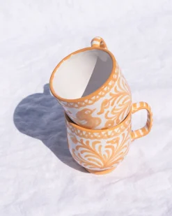 Casa Melocoton Mug with Hand-painted Designs