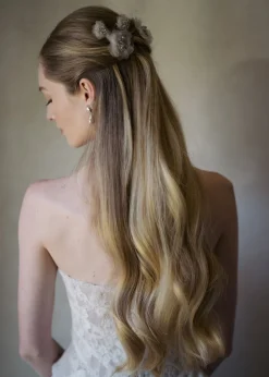 Chantrell Bobby Pin Set in Cream