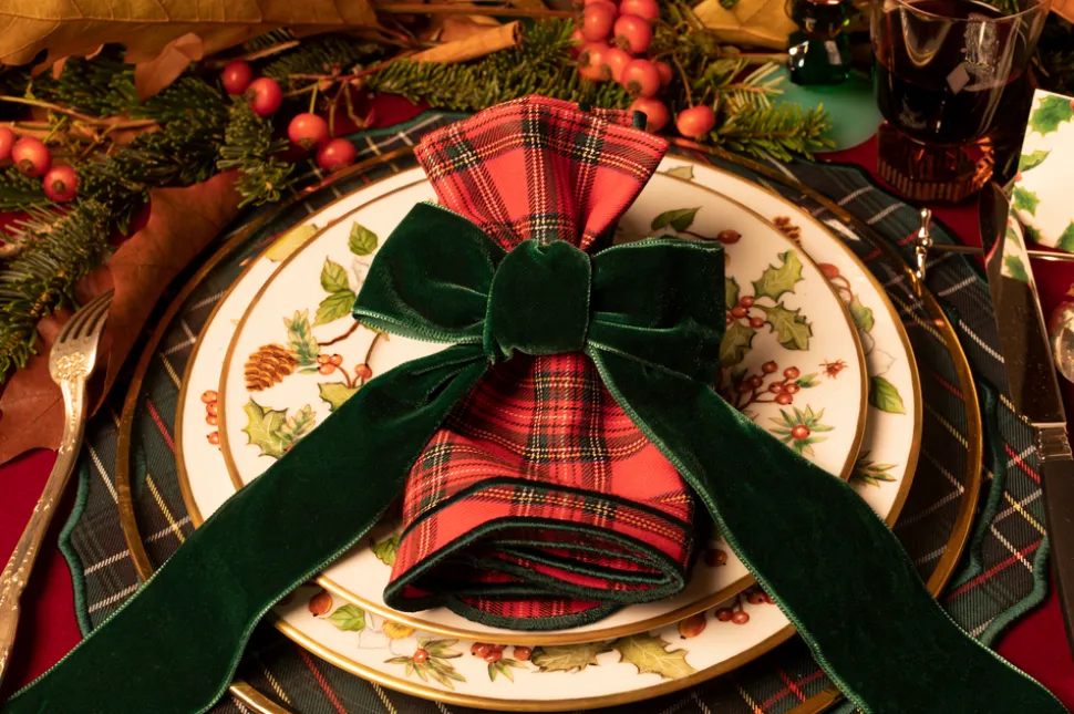 Christmas Green Velvet Napkin Bows, Set of 4