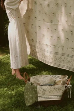 Cipoletti x Nadia Co. Fine Italian Linen Tablecloth