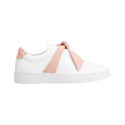 Clarita Sneaker