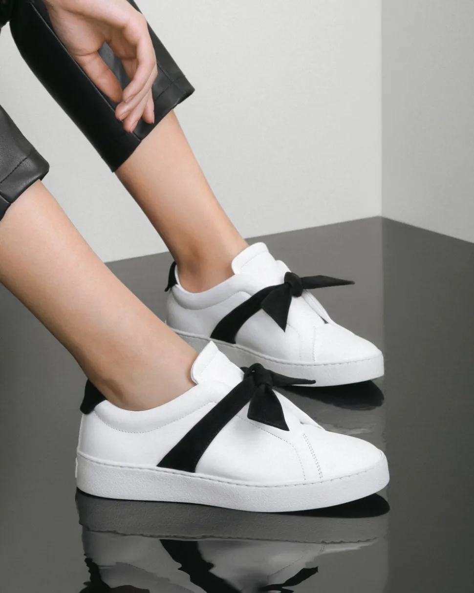 Clarita Sneaker