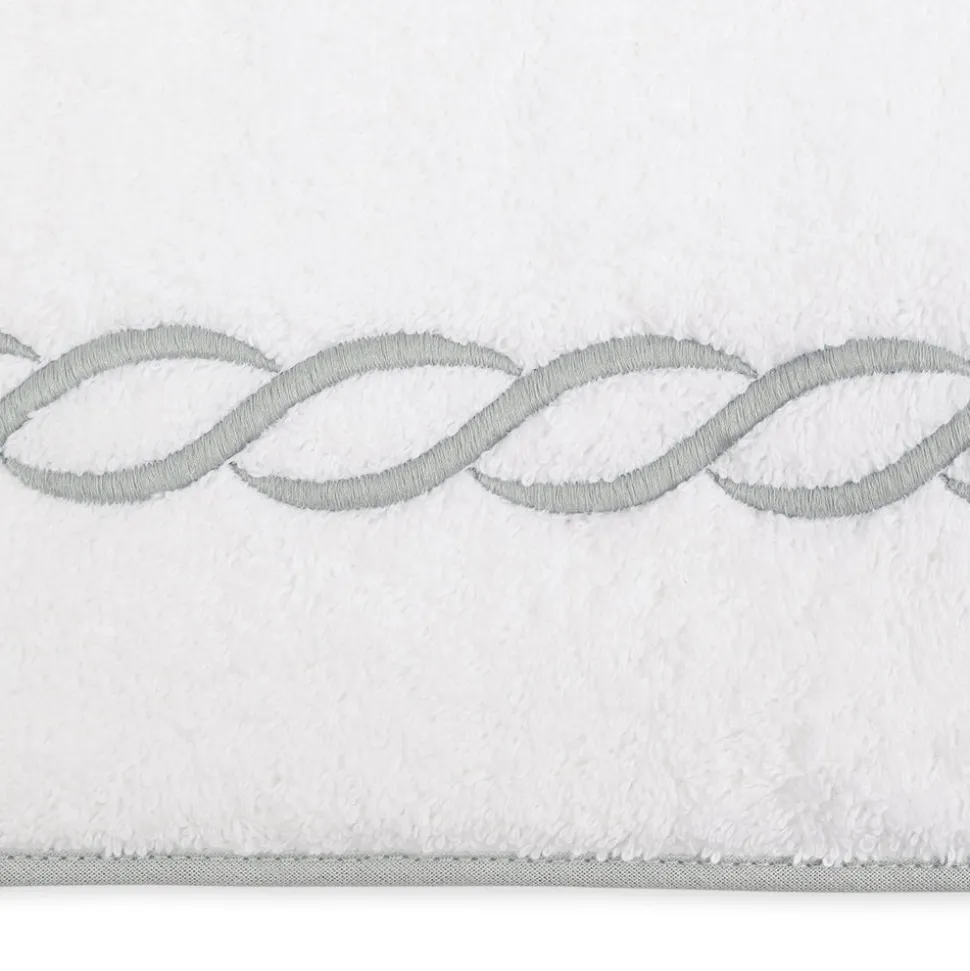 Classic Chain Bath Collection