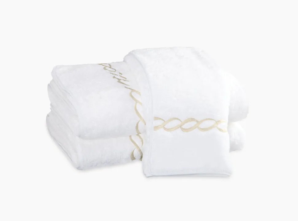Classic Chain Bath Collection