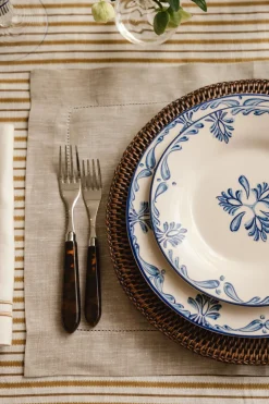 Classic Hemstitch Linen Placemat in Natural