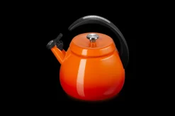 Cloche Kettle in Flame