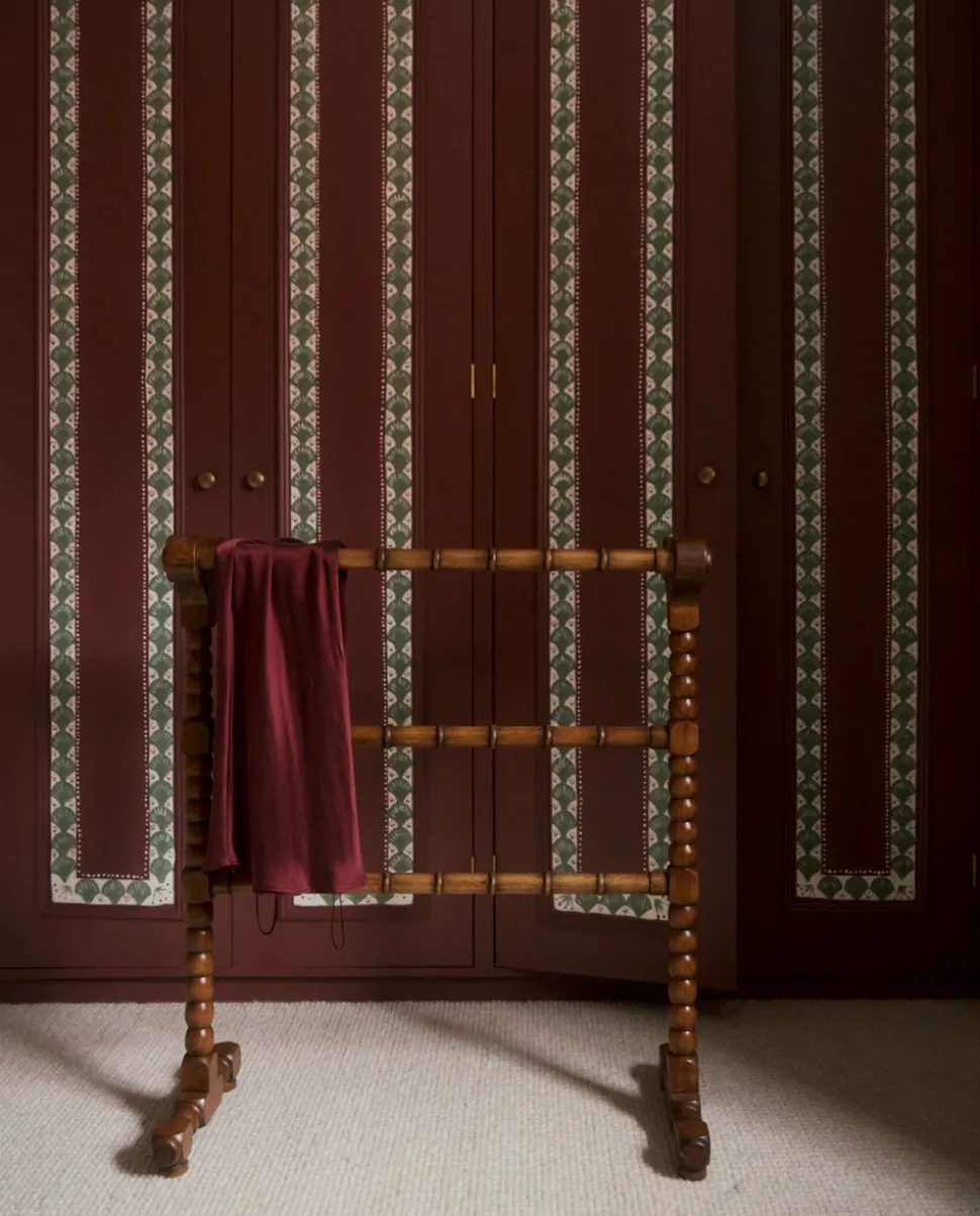 Clothes Horse