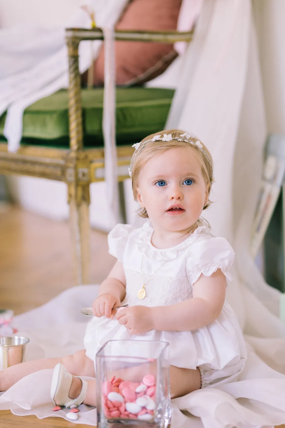 Colombe White Silk Ceremony Baby Bubble