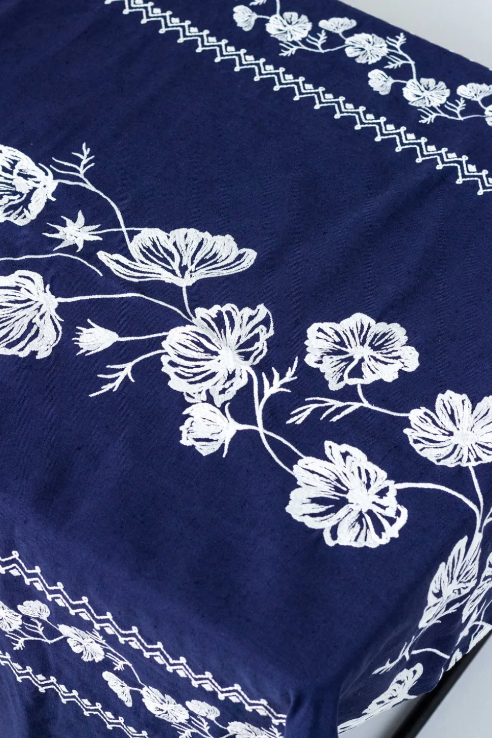 Cosmo Rectangular Tablecloth in Navy
