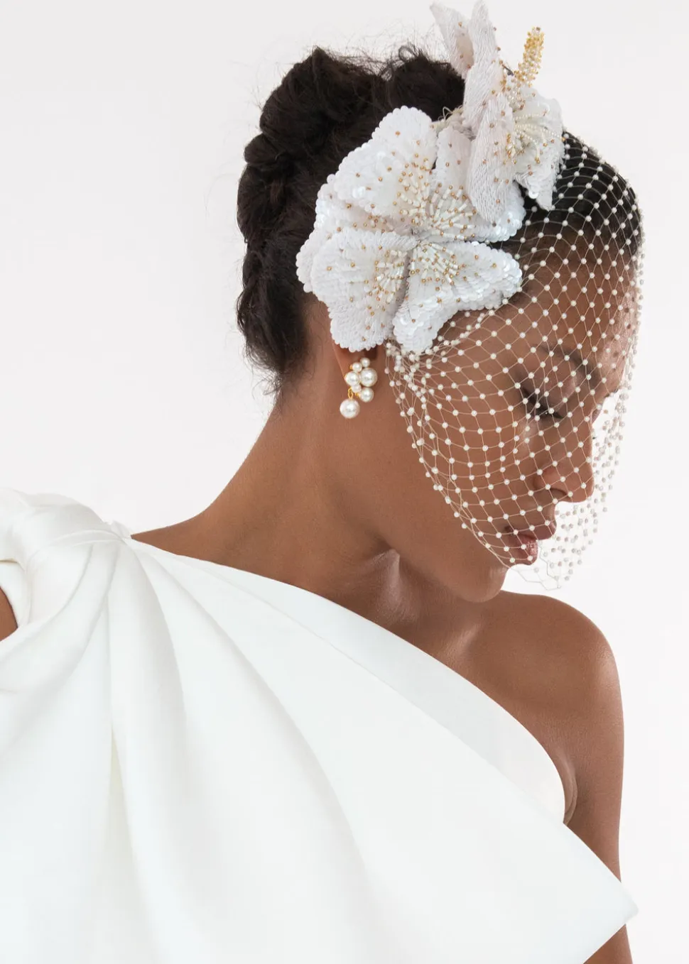 Crystal Orchid Voilette in Cream
