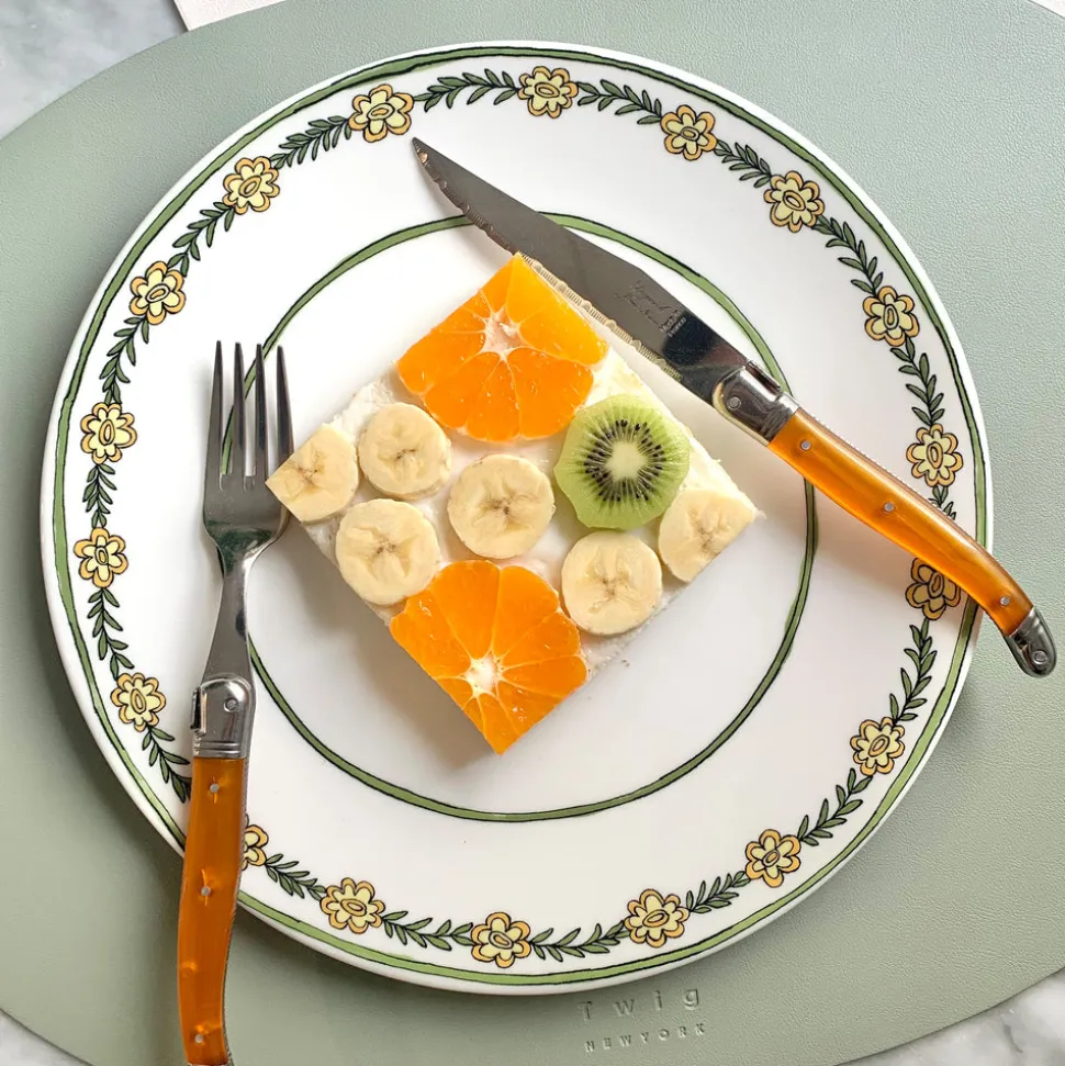 Daisy Chain 10" Plate