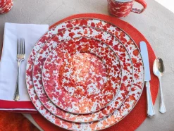 Dinner Plates in Red Swirl, Set of 4