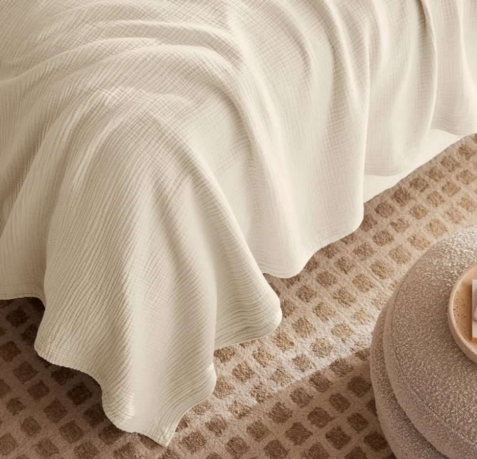 Dream Bed Blanket in Sand