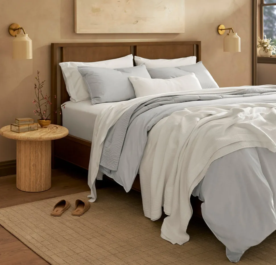 Dream Bed Blanket in White