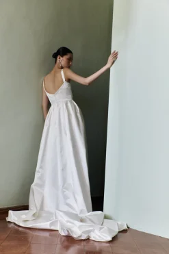 Duchesse Satin Detachable Train | STYLE 131