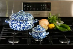 Dutch Oven in Cobalt Swirl