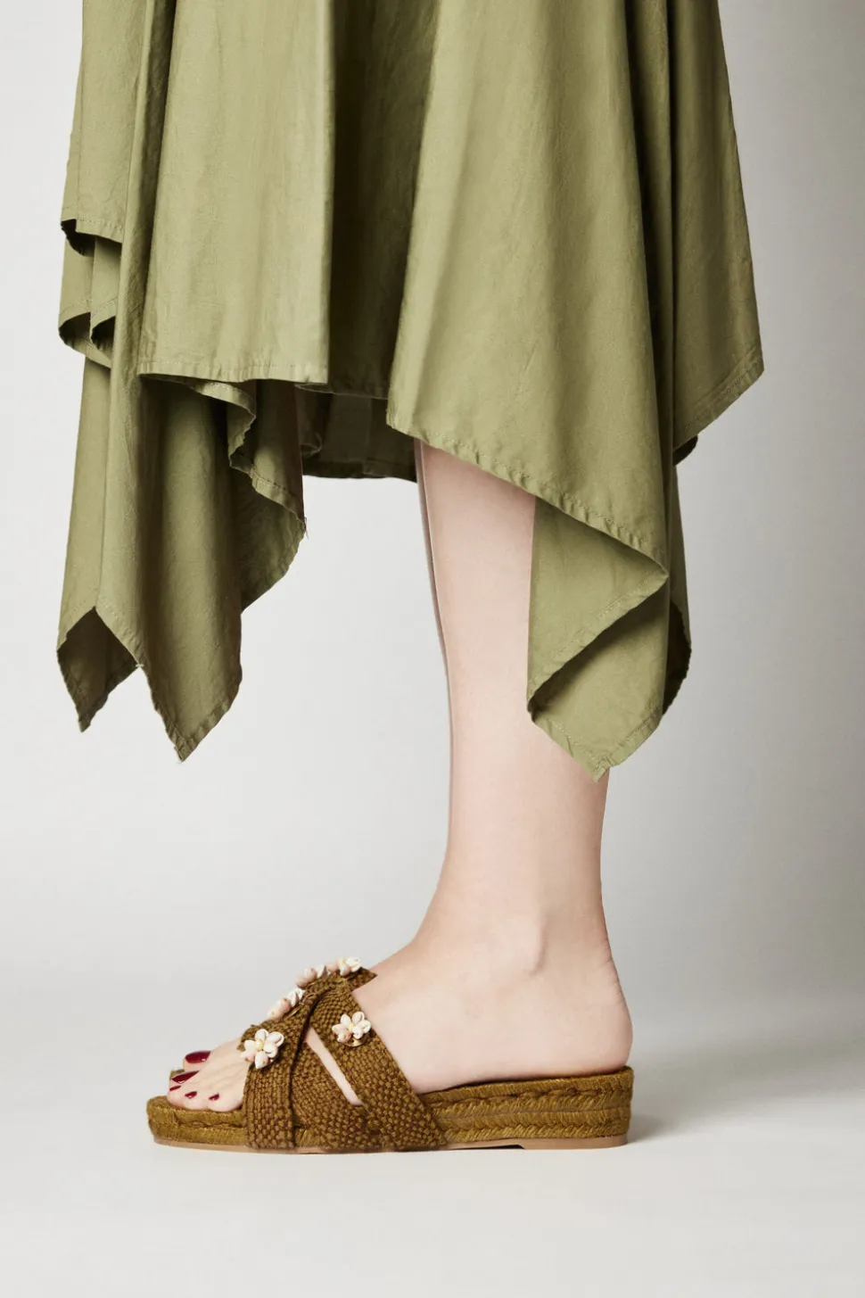 Earth Shella Espadrilles in Green