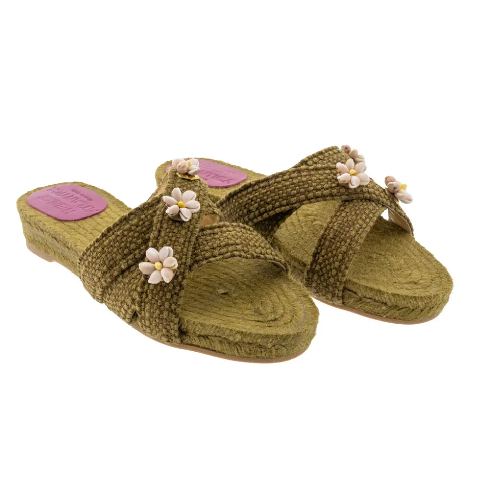 Earth Shella Espadrilles in Green