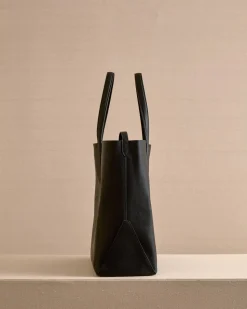 Eleanor 42 Tote in Black