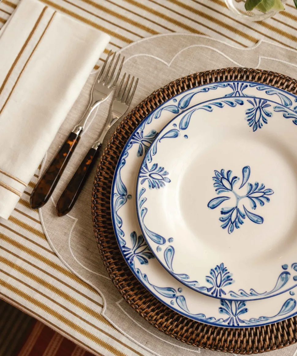 Eleanor Dinner Plate in Blue