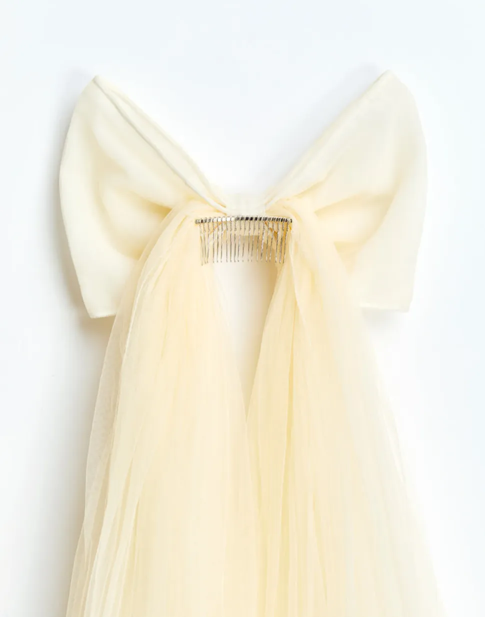 Elisa Bow Veil in Ivory