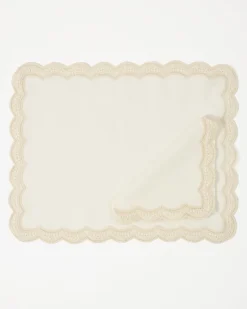 Emilia Scallop Embroidered Napkin