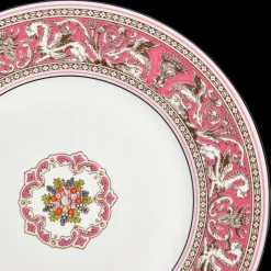 Florentine Fuchsia Plate 8.1