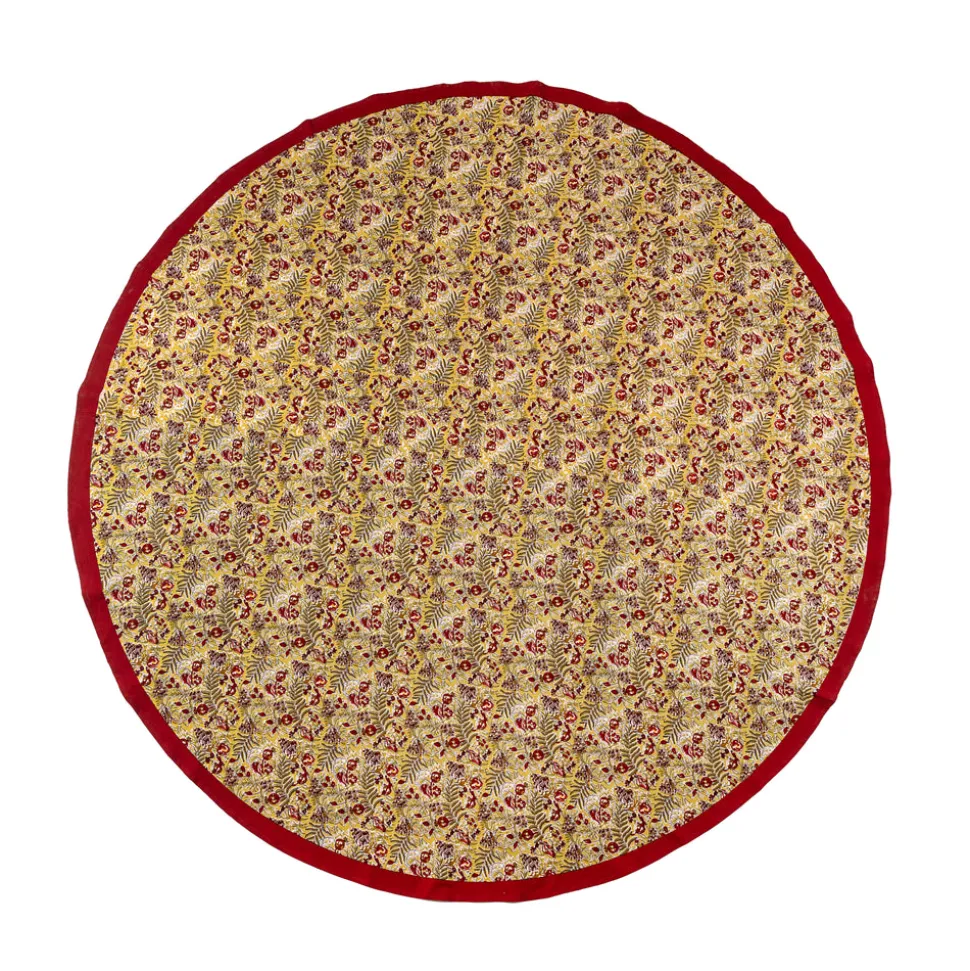 French Tablecloth Winter Garden Wreath Red & Green